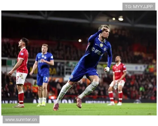 切尔西阵容调整致位置重叠，战术适配性与稳定性面临考验