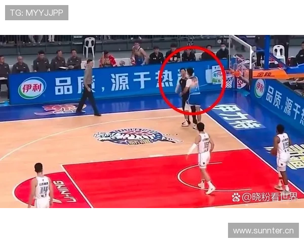 篮球比赛中“双方犯规”如何判定及规则解析? 篮球比赛中“双方犯规”如何判定及规则解析?